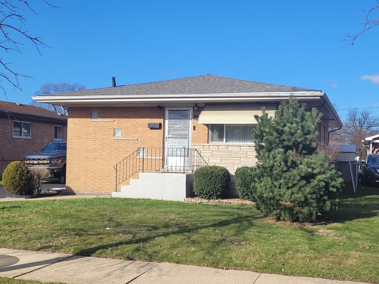 Property Photo:  14512 Tripp Avenue  IL 60445 