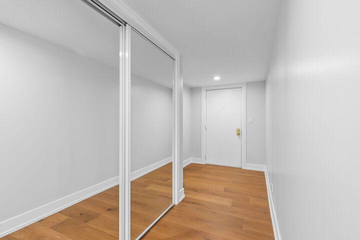 Property Photo: 2086 Saint Johns Avenue 306 IL 60035