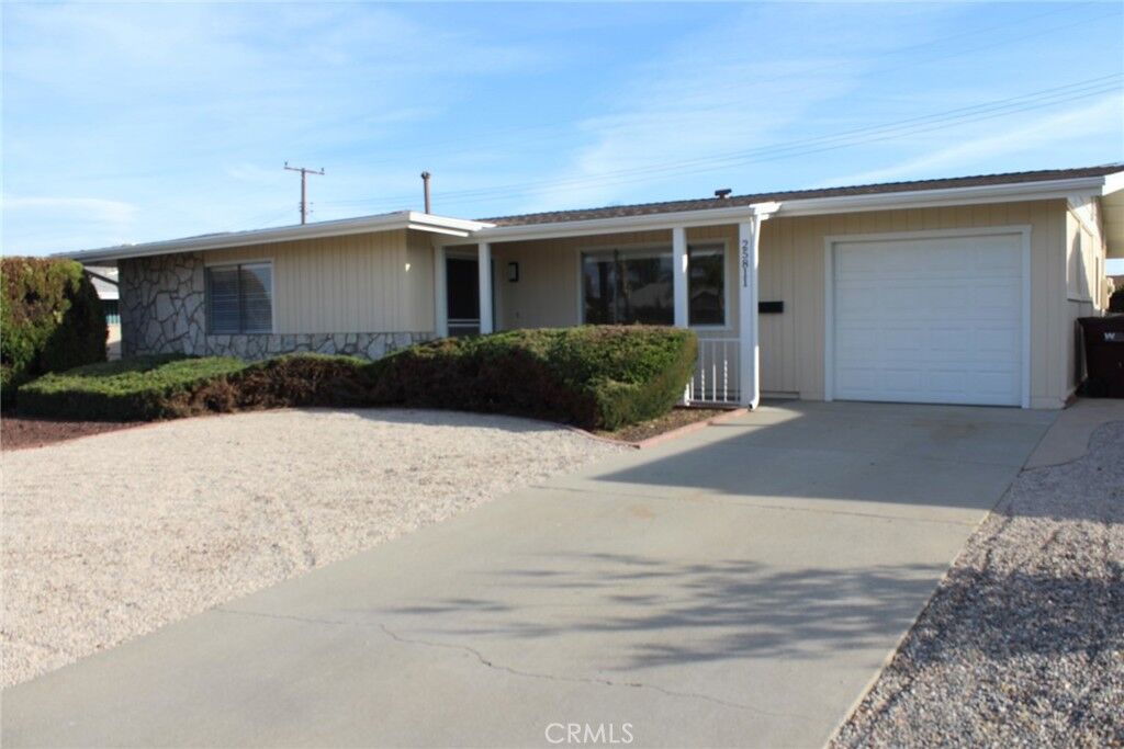 Property Photo:  25811 Musselburgh Drive  CA 92586 