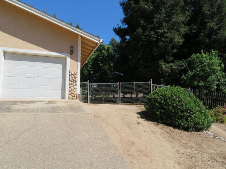 Property Photo: 9912 Wild Oak Court CA 95361