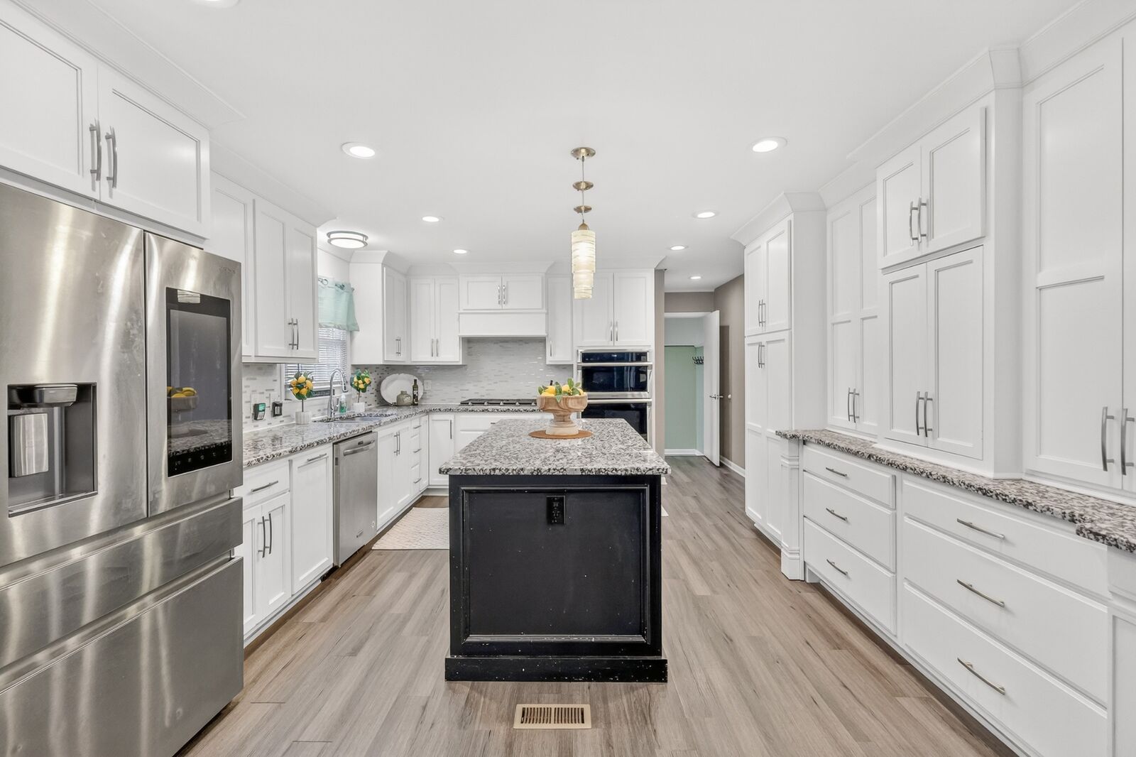 Property Photo:  108 Belmar Cir  TN 37355 