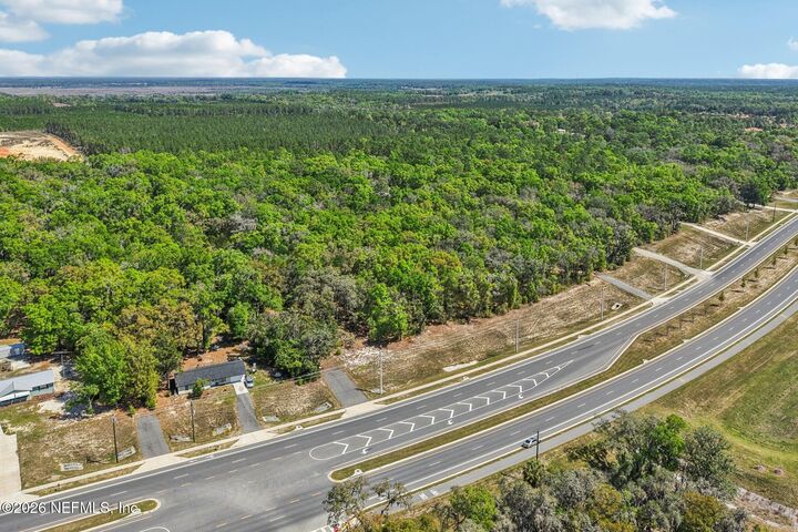 Property Photo:  1894 State Road 20  FL 32640 