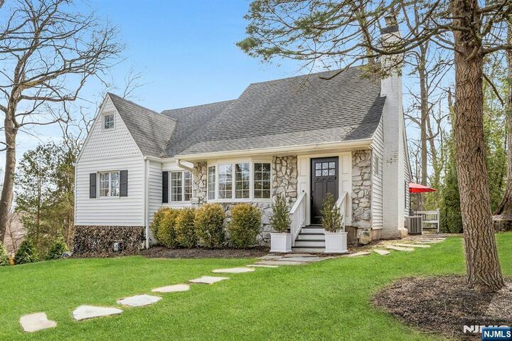 Property Photo: 8 Glenwood NJ 07834