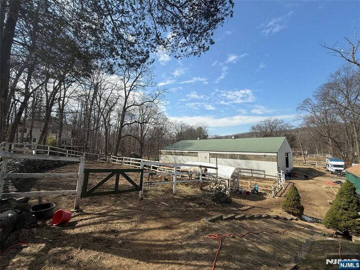 Property Photo:  695 Ramapo Valley Road  NJ 07436 