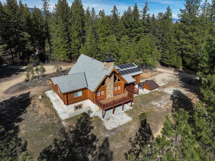 Property Photo:  1009 Bourne Loop  MT 59875 