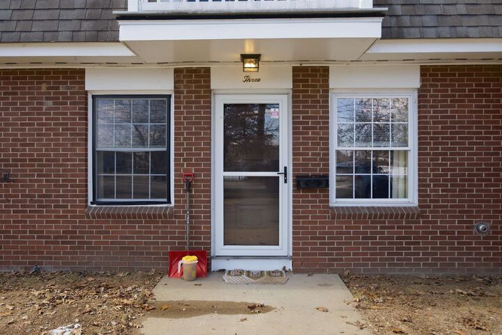 Property Photo: 934 Main Street NH 03246