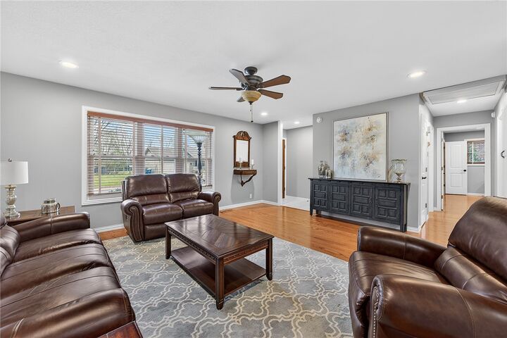 Property Photo:  522 Lee Town Drive  AR 72751 