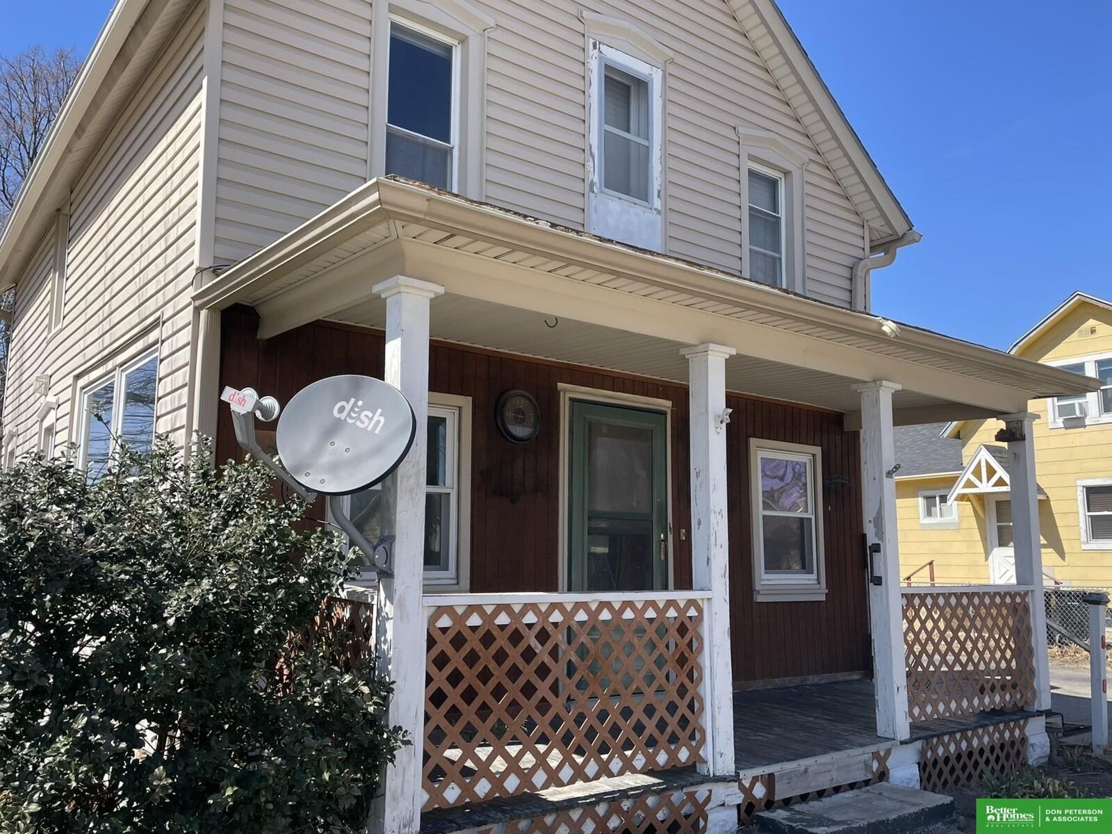 Property Photo:  805 N Hancock Street  NE 68025 