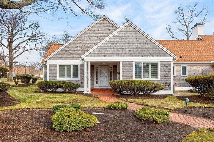 Property Photo:  13 Sand Dollar Lane 20  MA 02631 