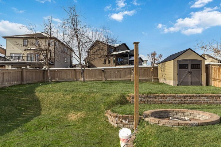 Property Photo: 495 Killdeer Way AB T9K 0R5