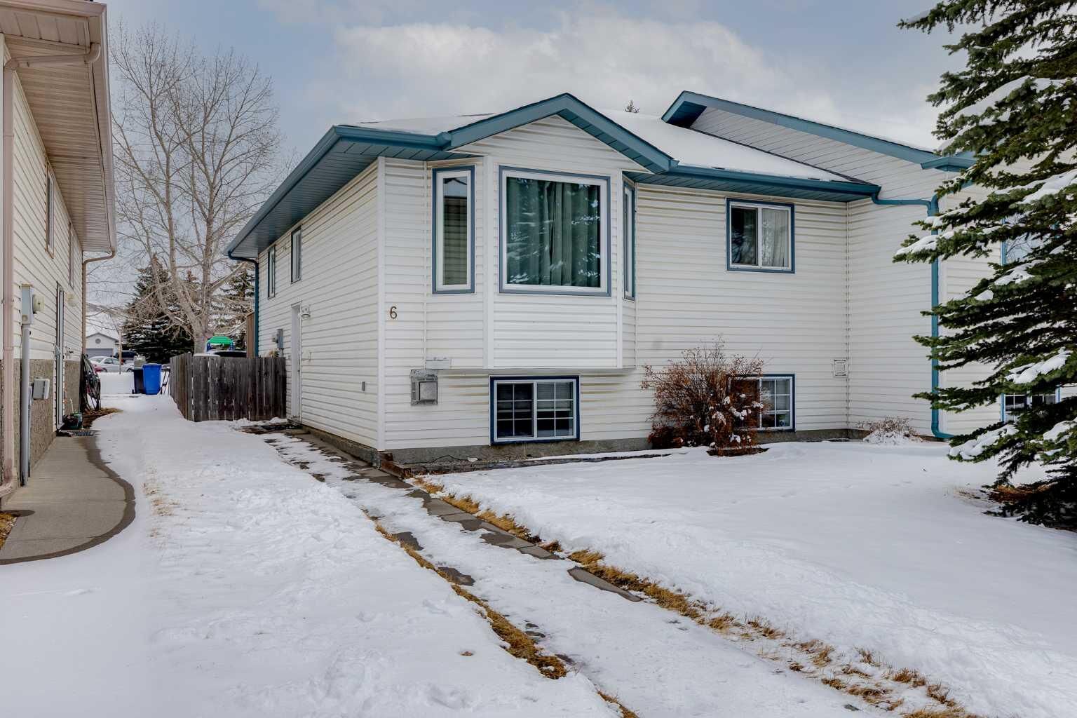 Property Photo:  6 West Aarsby Road  AB T4C 1M4 