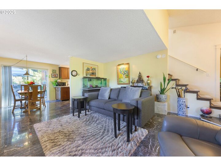 Property Photo:  4425 Hilyard St  OR 97405 