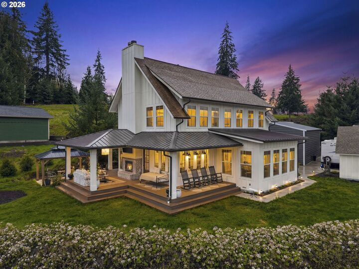 Property Photo:  115 Stoneywood Ln  WA 98564 