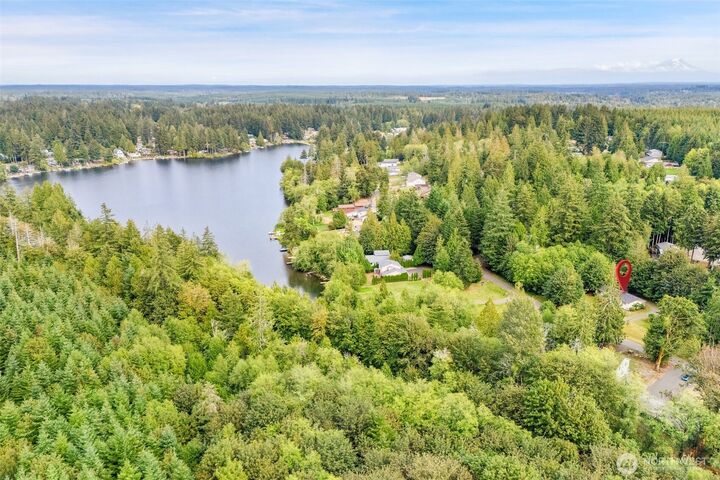 Property Photo: 11 SE Fuchsia Avenue WA 98584