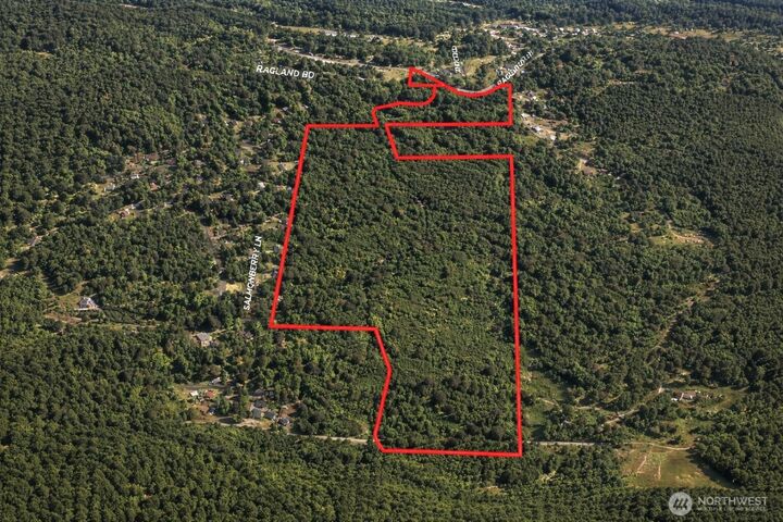 Property Photo: 355 E Ragland Road WA 98632