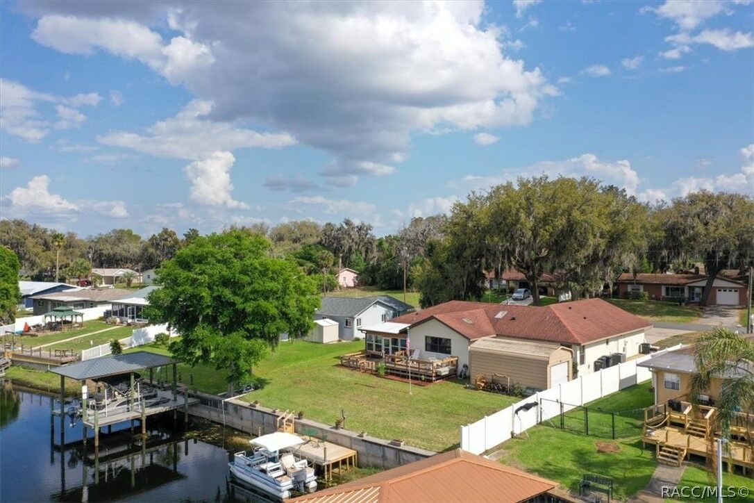 Property Photo: 9103 E Aqua Vista Drive FL 34450