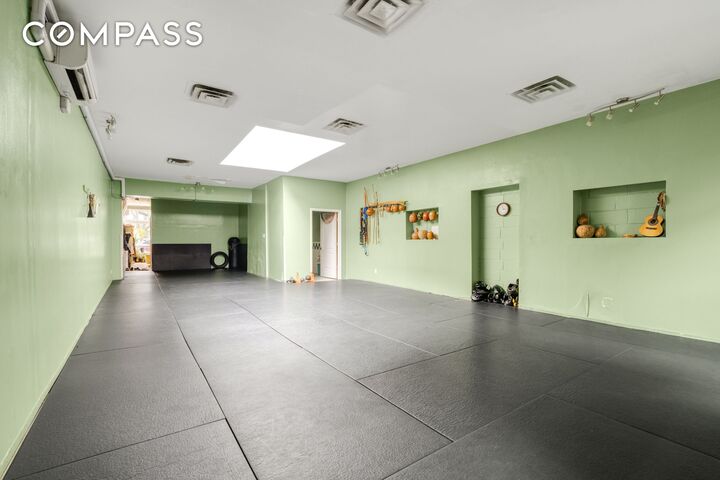 Property Photo:  76 Nevins Street  NY 11217 