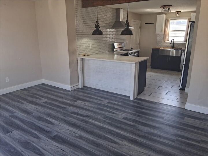 Property Photo:  124 Prentice Avenue  RI 02860 