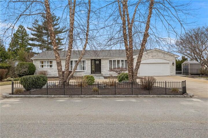 Property Photo:  135 Meshanticut Valley Parkway  RI 02920 