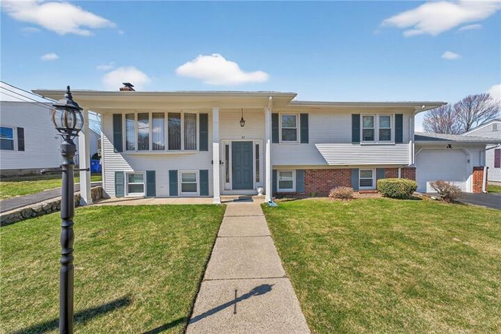 Property Photo: 27 Wenscott Lane RI 02904