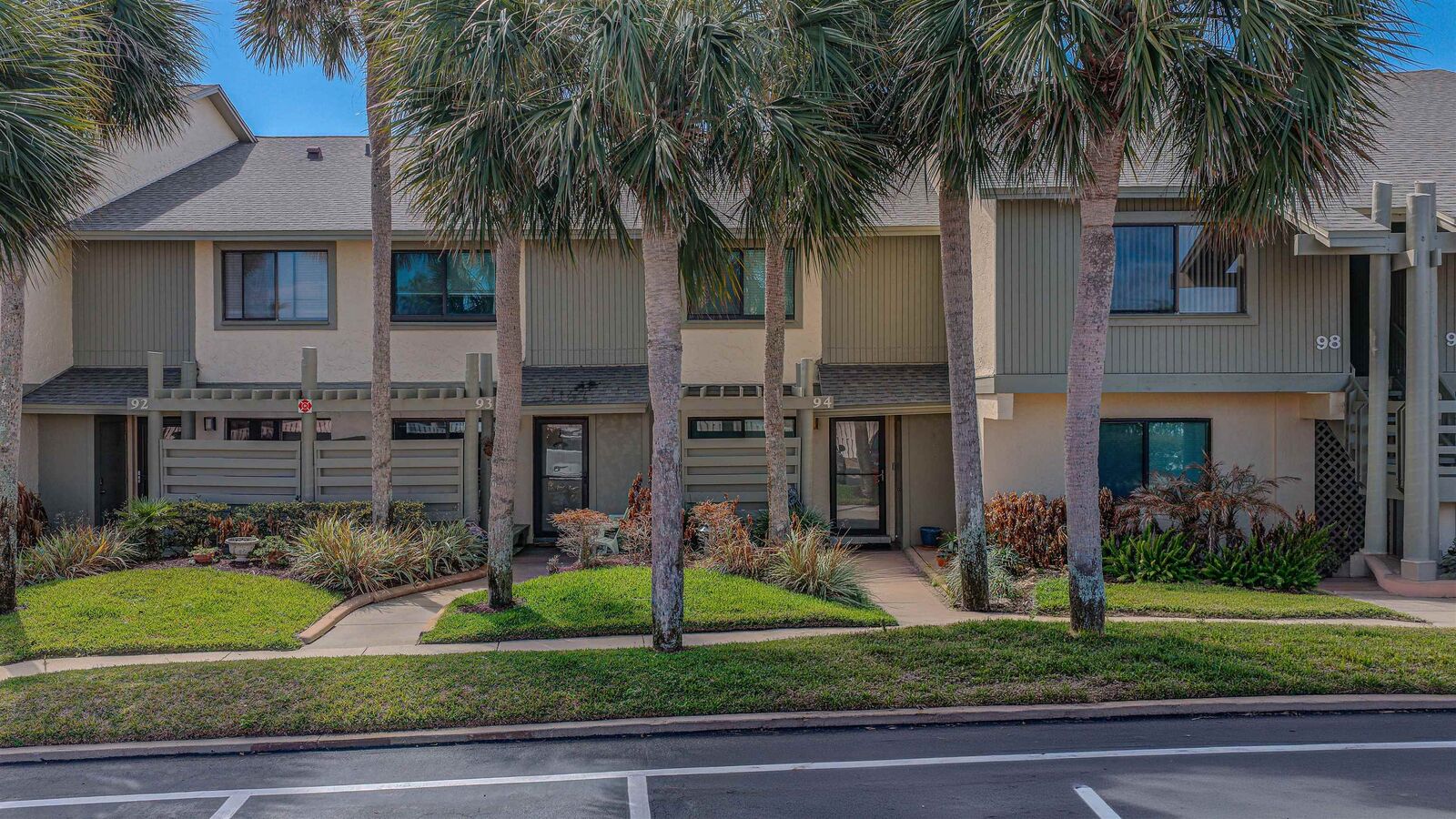 Property Photo:  94 Village Del Prado Cir  FL 32080 