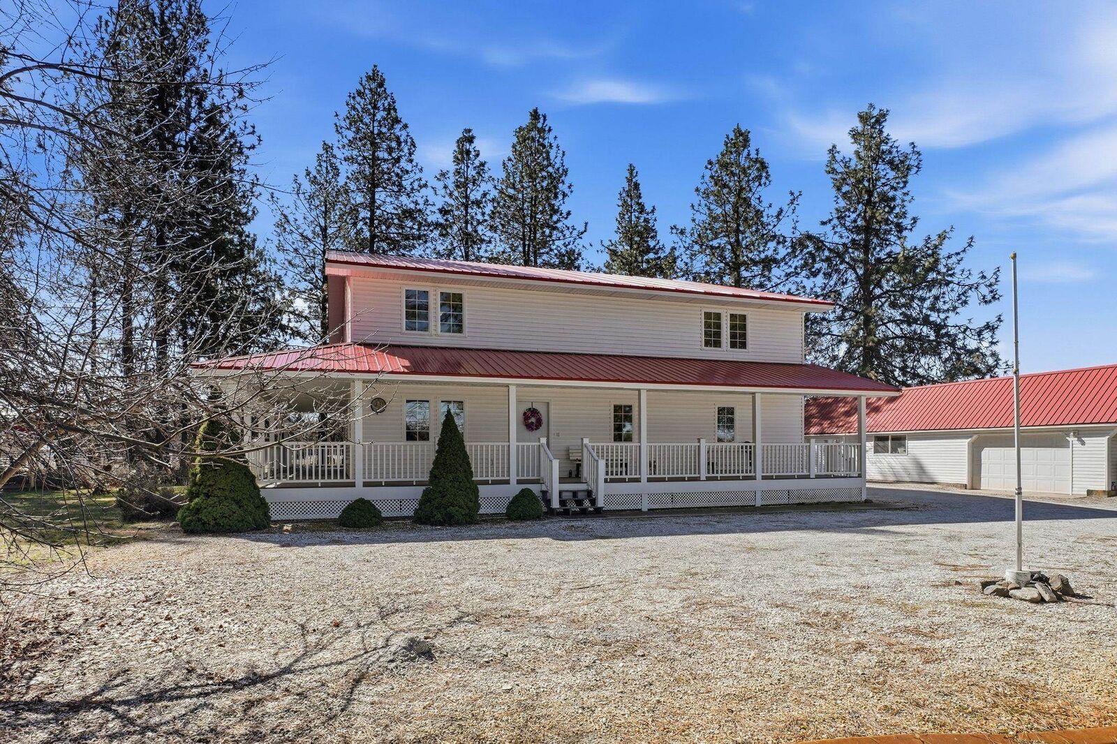Property Photo: 717 W Antler Rd WA 99006