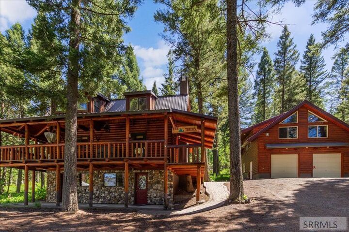 Property Photo:  3626 Meadow View Lane  ID 83429 