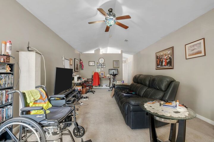 Property Photo: 206 Wilson Green Blvd FL 32305