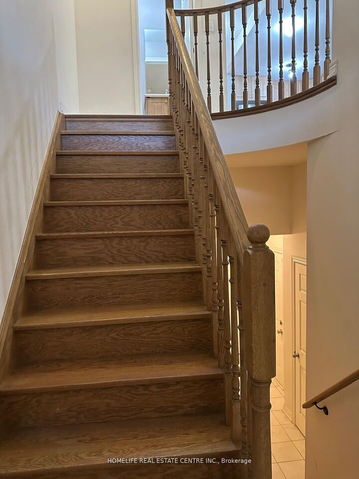 Property Photo: 139 Inspire Boulevard ON L6R 3X9