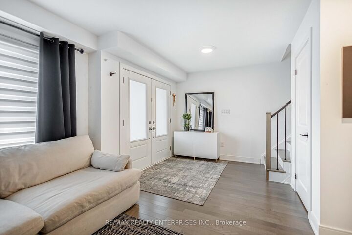 Property Photo: 2497 Littlefield Crescent ON L6M 5L9