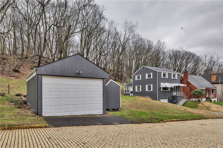 Property Photo:  272 Dakota Ave  PA 15202 