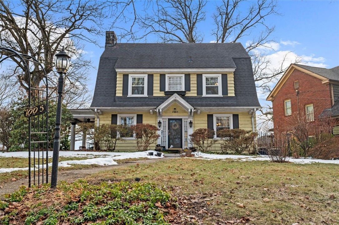 Property Photo:  7005 Ohio River Blvd  PA 15202 