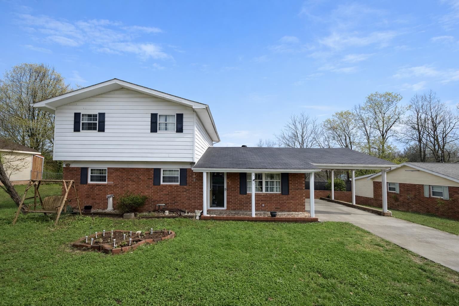 Property Photo:  1113 Kristy Drive  KY 41143 