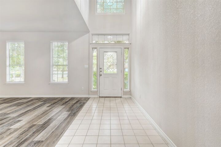 Property Photo: 13220 Darwin Lane TX 78729