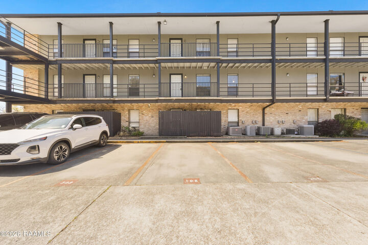 Property Photo:  701 S College Road 208  LA 70503 