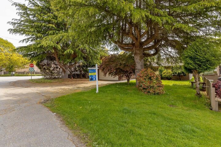 Property Photo: 7780 Acheson Road BC V6Y 1M9