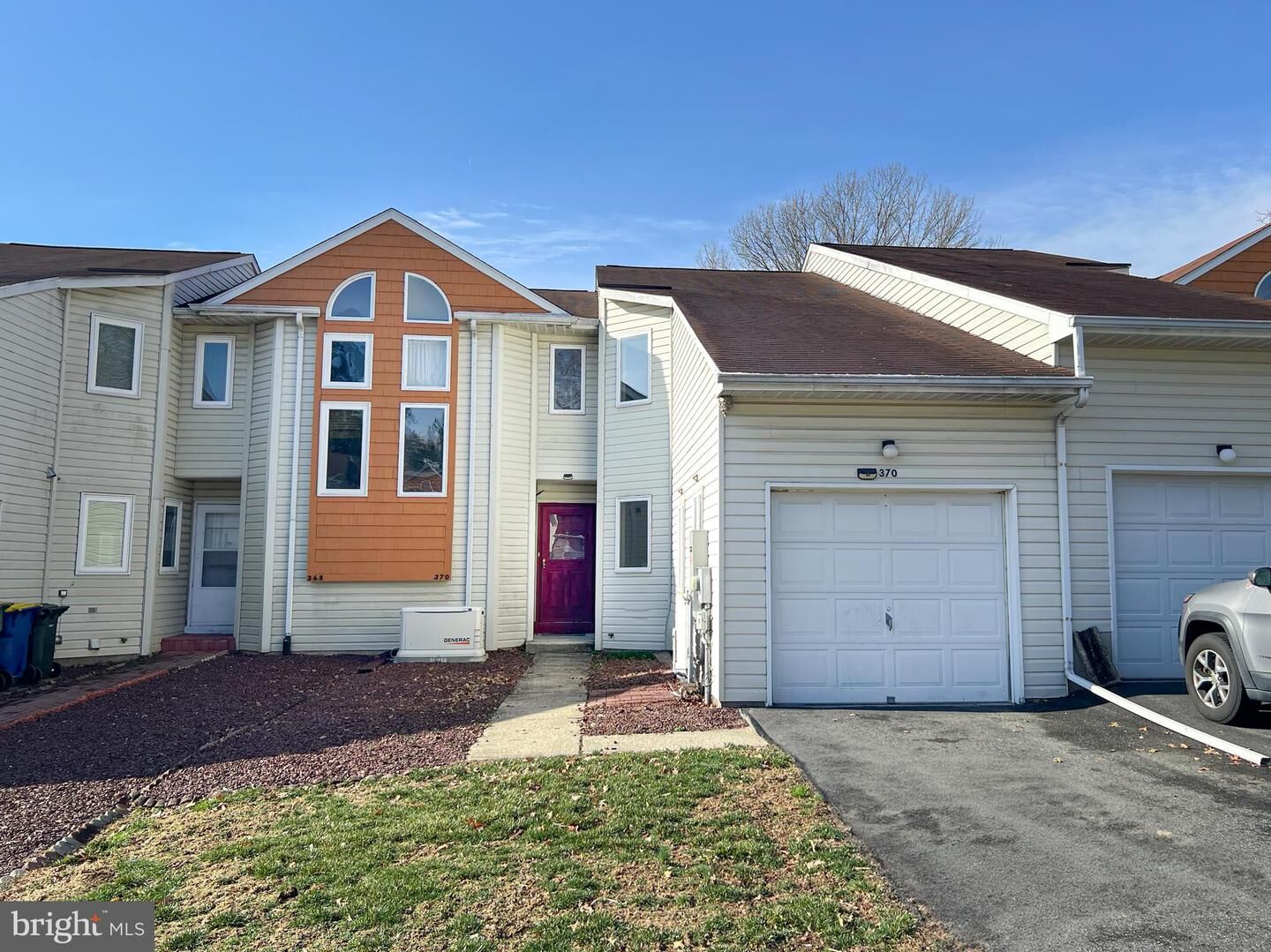 Property Photo: 370 Chickory Way DE 19711