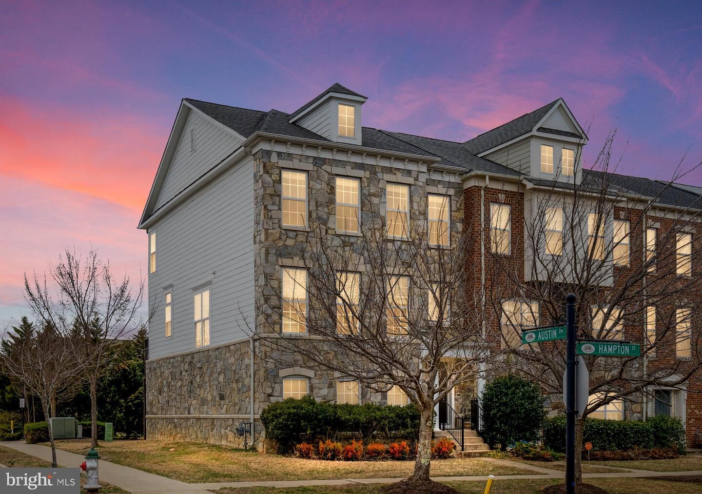 Property Photo:  1126 Hampton Street  VA 22401 