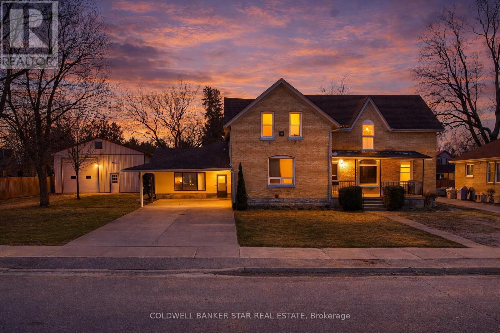 Property Photo:  179 Main Street  ON N0M 1A0 