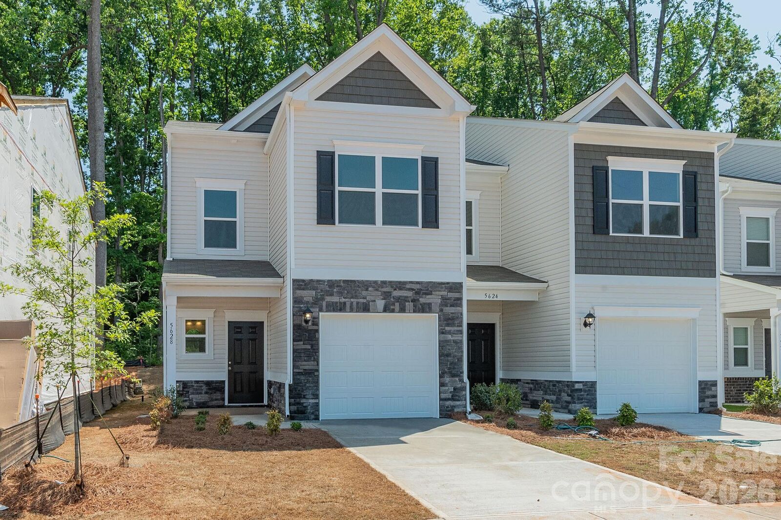 Property Photo:  5628 Ringneck Road  NC 28216 