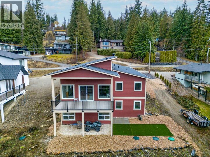 Property Photo: 3044 Cedar Drive BC V0E 2W2