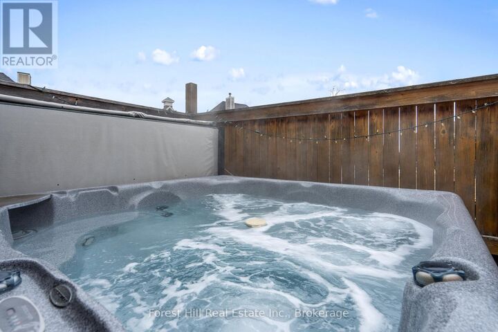 Property Photo:  144 National Drive  ON L9Y 0B7 