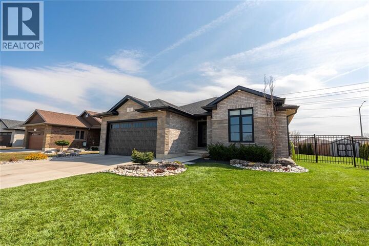 Property Photo:  73 Kamal Drive  ON N7S 0A5 