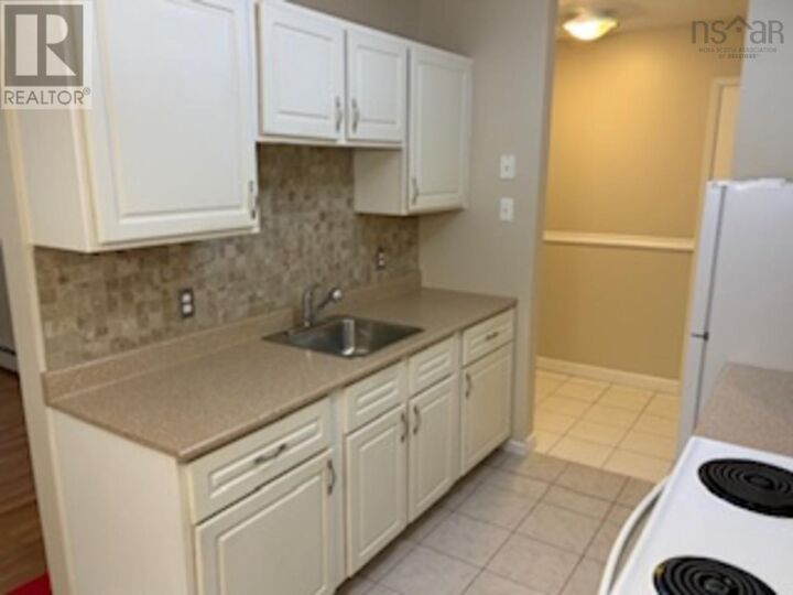 41 Moirs Mill Road 204 — photo 1