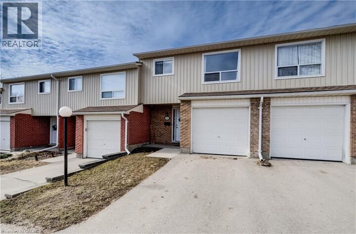 Property Photo:  279 North Bluevale Street North 64  ON N2J 4L8 