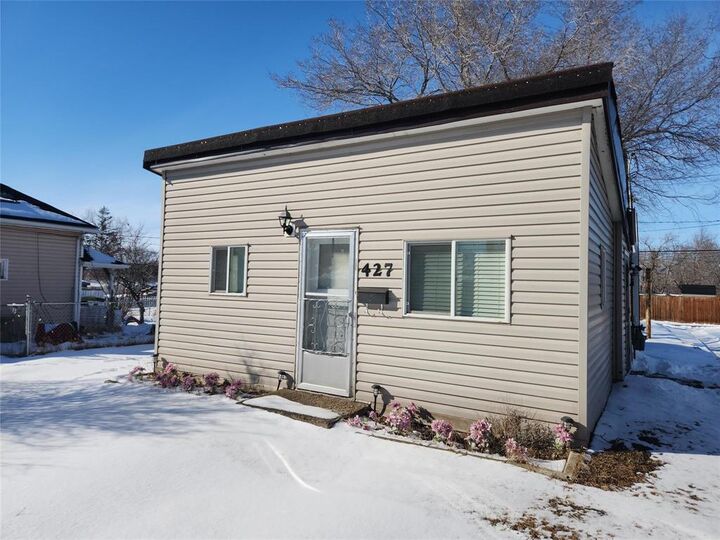 Property Photo:  427 Princess Avenue East  MB R7A 1S8 
