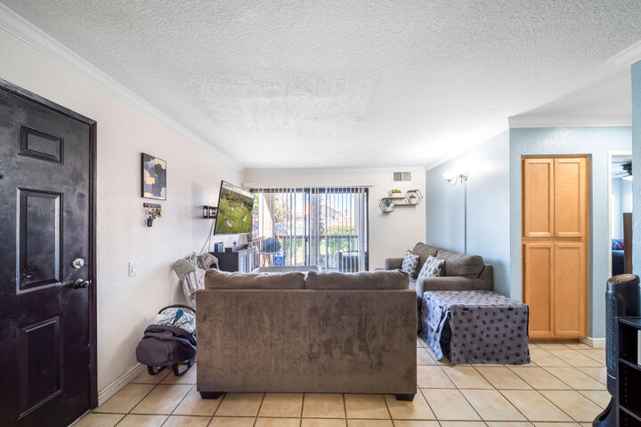 Property Photo:  78650 Avenue 42 101  CA 92203 