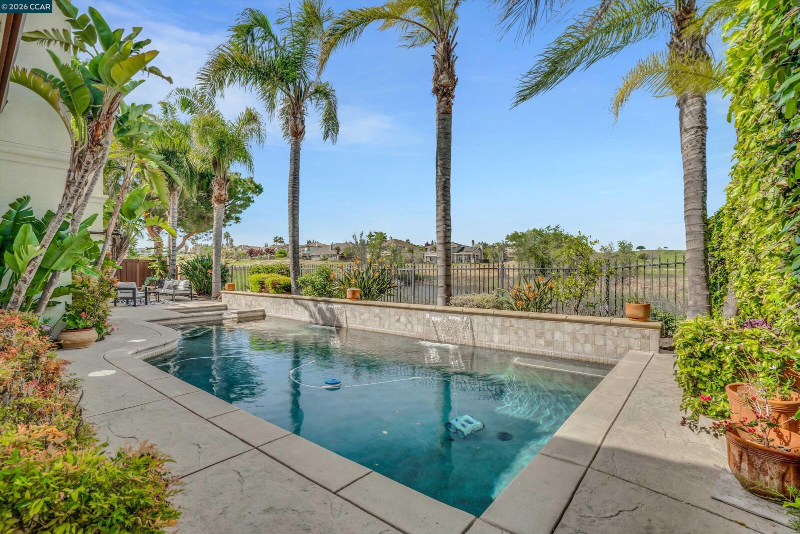 Property Photo:  389 Roundhill Dr  CA 94513 