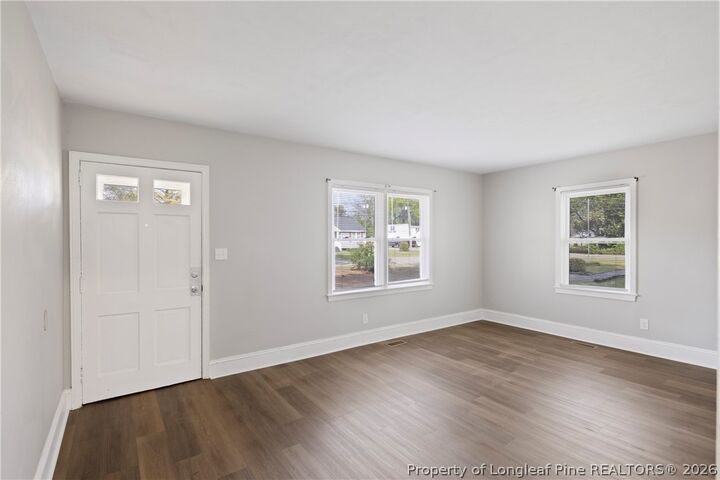 Property Photo:  203 Rodie Avenue  NC 28304 