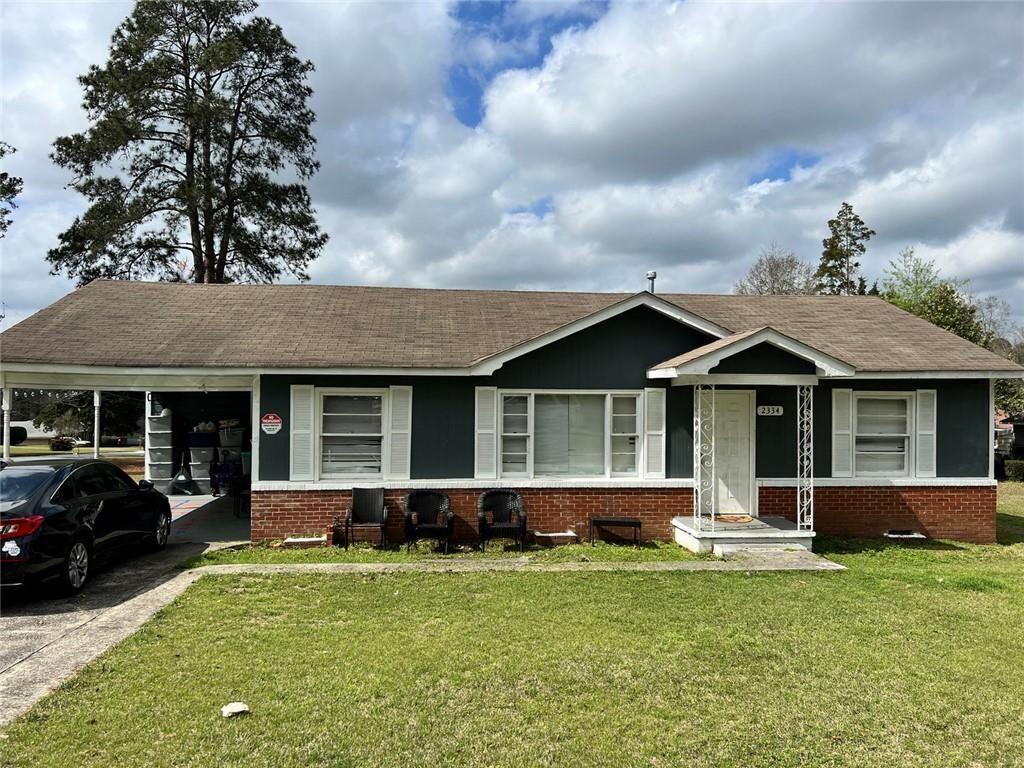 Property Photo:  2334 Donald Avenue  GA 31217 